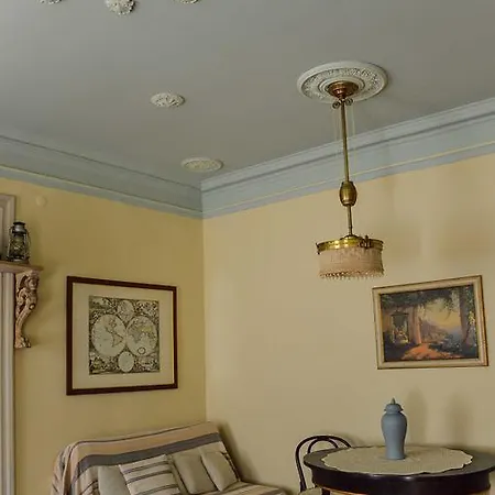 Apartment Vintazhnaya Odesa