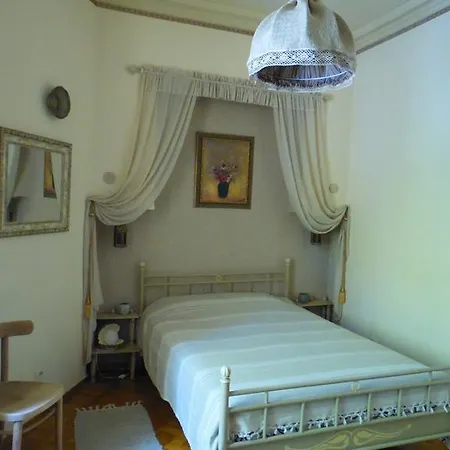 Apartment Vintazhnaya *